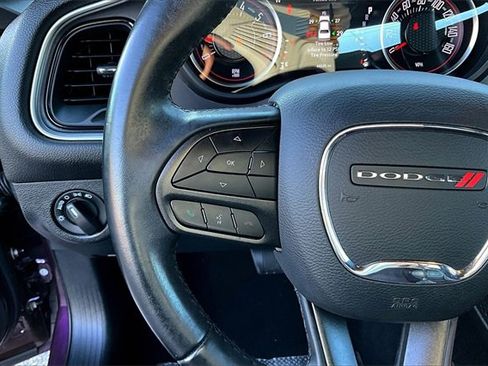 Used 2020 Dodge Challenger SXT image 10