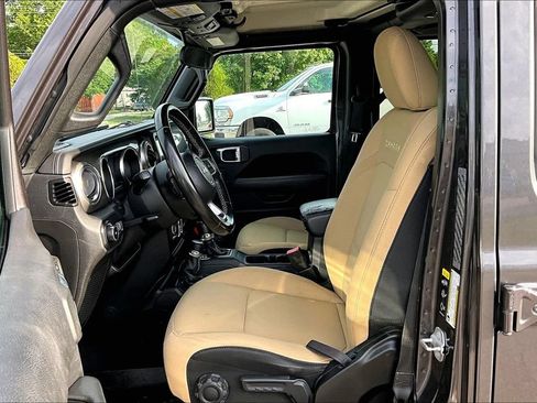 Used 2021 Jeep Wrangler Unlimited Sahara AWD/4WD image 23