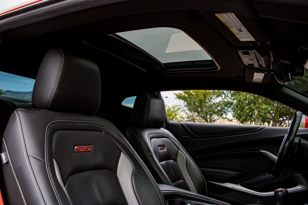 Used 2023 Chevrolet Camaro SS RWD image 25