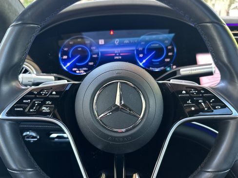 Certified 2023 Mercedes-Benz EQS 580 4MATIC Sedan image 10