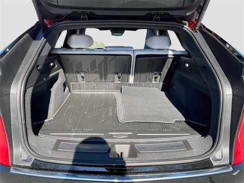 New 2026 Cadillac Lyriq Luxury image 26