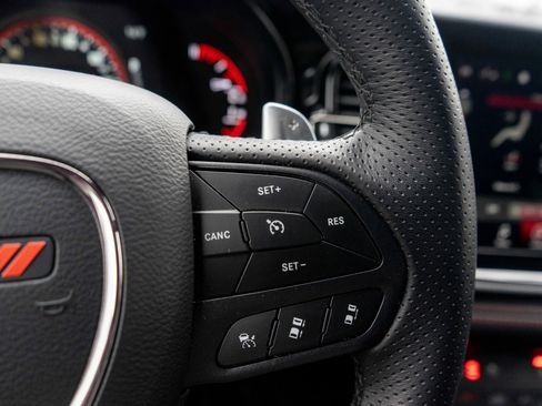 Used 2025 Dodge Durango GT image 23