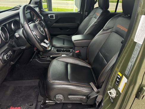 Used 2021 Jeep Gladiator Mojave w/ Dual Top Group AWD/4WD image 24
