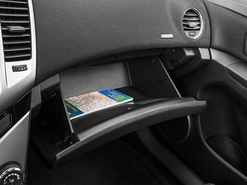 Used 2016 Chevrolet Cruze LT image 19