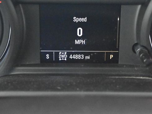 Used 2024 Chevrolet Silverado 2500 Custom w/ Custom Value Package image 13