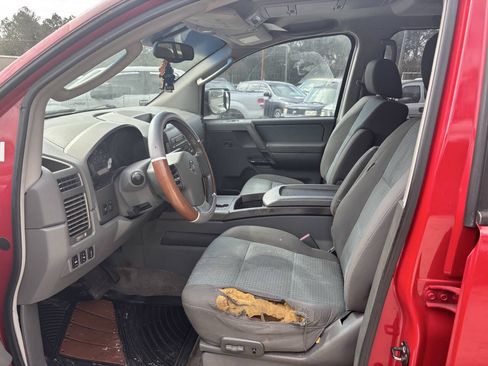 Used 2005 Nissan Titan SE w/ (W01) Utility Bed Pkg RWD image 9