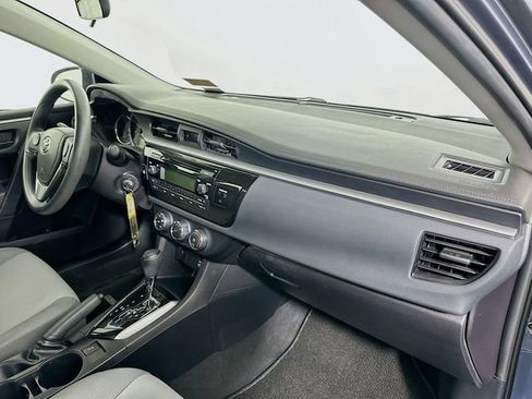 Used 2015 Toyota Corolla L image 27