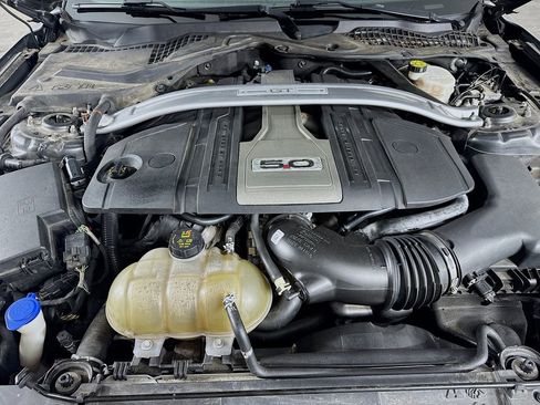 Used 2020 Ford Mustang GT Premium image 28