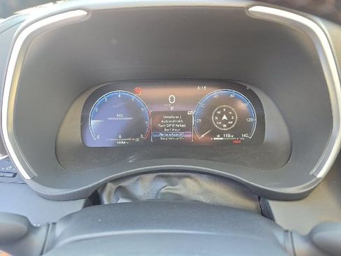 Used 2024 Toyota Highlander Limited FWD image 15