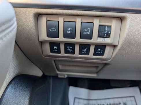 Used 2015 Subaru Outback 2.5i Limited image 24