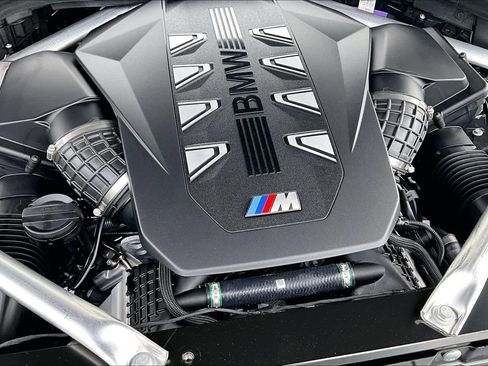 Used 2026 BMW X5 M60i AWD/4WD image 17