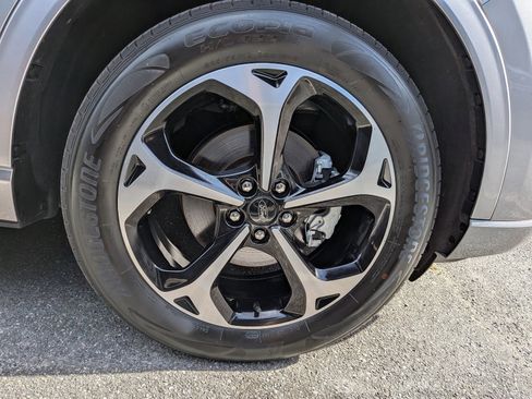 Certified 2023 Ford Escape ST-Line Select w/ Tech Pack #1 image 13