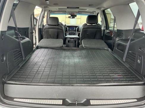 Used 2017 Cadillac Escalade Premium Luxury image 48