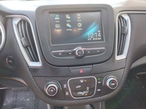 Used 2018 Chevrolet Malibu LS image 20