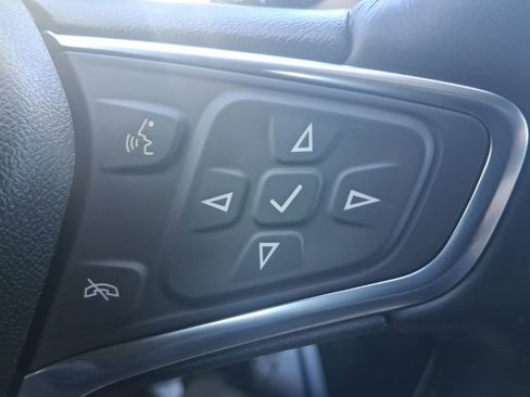 Used 2022 Chevrolet Equinox Premier image 26