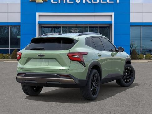 New 2026 Chevrolet Trax ACTIV w/ Sunroof Package FWD image 4