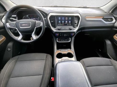 Used 2021 GMC Acadia SLE w/ Driver Convenience Package image 16