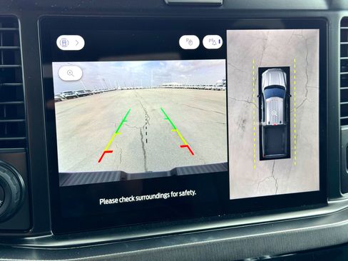 Used 2026 Ford F250 Platinum image 33