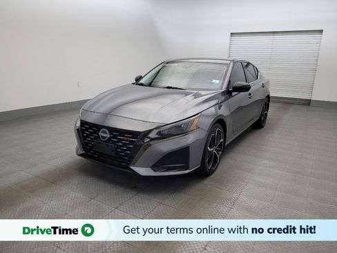 Used 2023 Nissan Altima 2.5 SR FWD image 1