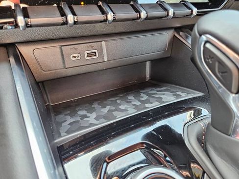 New 2026 GMC Canyon AT4 AWD/4WD image 30