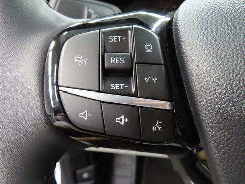 Used 2023 Ford Escape SE image 49