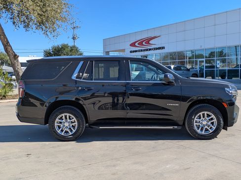 Used 2024 Chevrolet Tahoe LT image 3