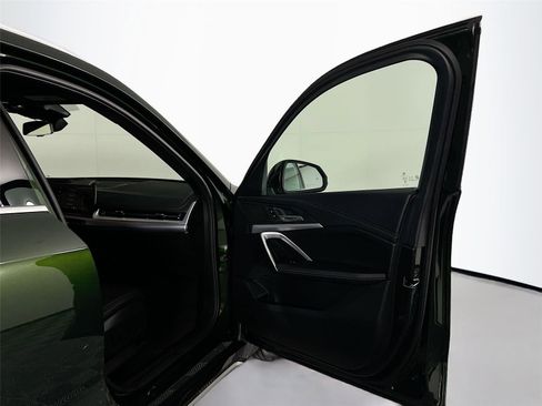 Certified 2025 BMW X1 xDrive28i w/ Technology Package image 27