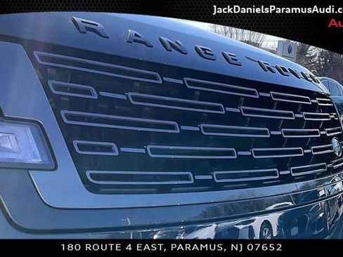 Used 2025 Land Rover Range Rover SE image 20