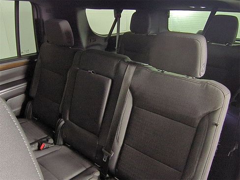 Certified 2022 GMC Yukon XL SLE w/ Gmc Pro Safety Plus Package image 24