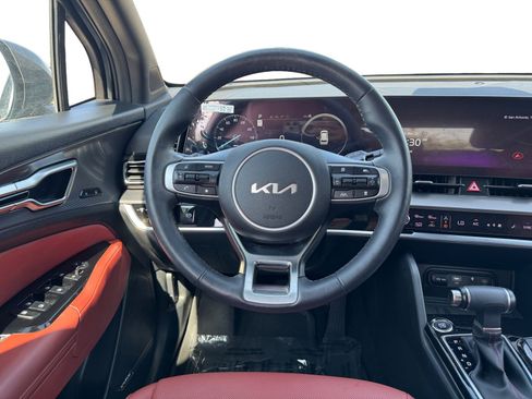 Used 2024 Kia Sportage SX image 12