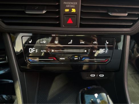 Used 2025 Volkswagen Jetta Sport FWD image 23