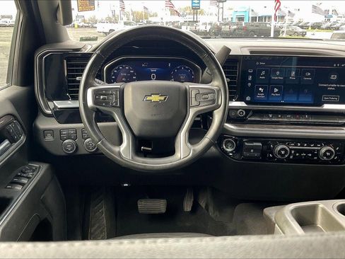 Used 2024 Chevrolet Silverado 2500 LTZ AWD/4WD image 5