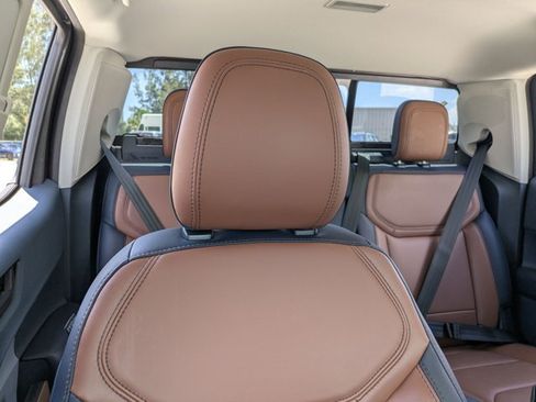 Certified 2022 Ford Maverick Lariat FWD image 15