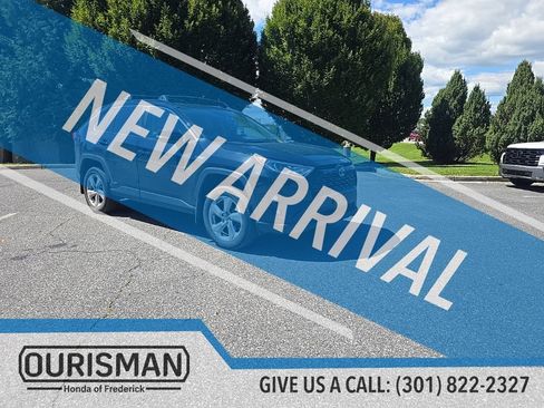 Used 2021 Toyota RAV4 XLE Premium AWD/4WD image 2