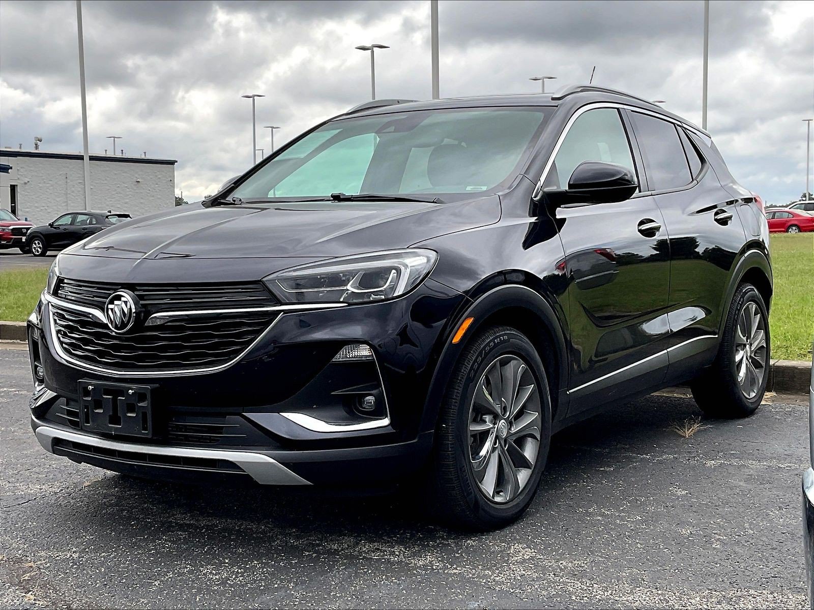 Used 2021 Buick Encore GX Essence w/ Advanced Technology Package FWD image 4
