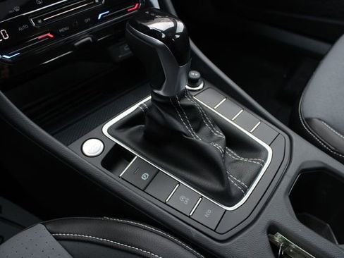 New 2026 Volkswagen Jetta SE image 17