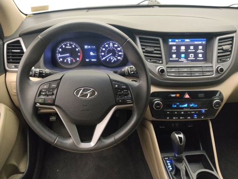 Used 2018 Hyundai Tucson Value FWD image 22