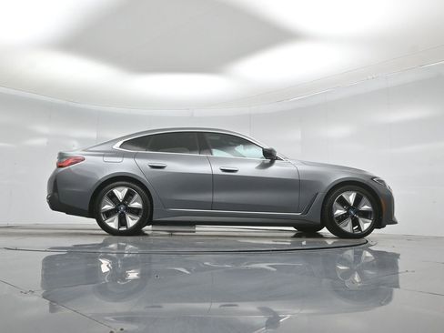 Used 2023 BMW i4 eDrive40 RWD image 49
