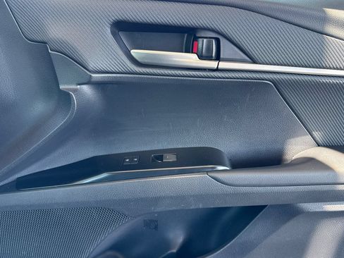 Used 2025 Toyota Camry SE FWD image 26