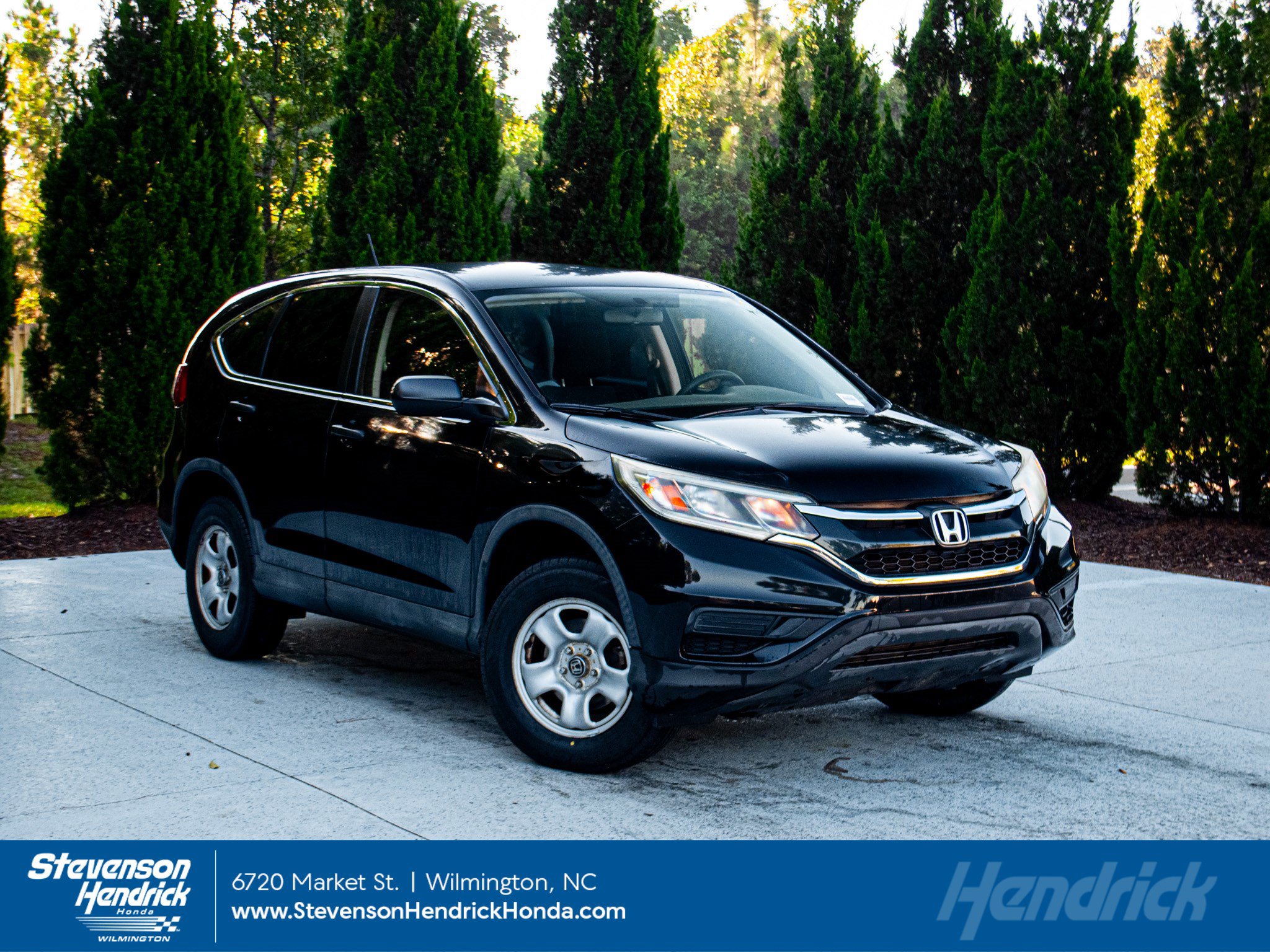 Used 2016 Honda CR-V LX image 1