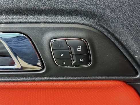 Used 2017 Ford Mustang Premium w/ Ecoboost Performance Package image 19