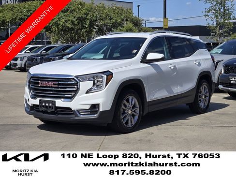 Used 2024 GMC Terrain SLT AWD/4WD image 2