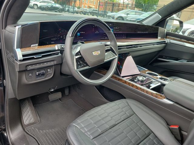 Certified 2025 Cadillac Escalade Sport Platinum AWD/4WD image 26