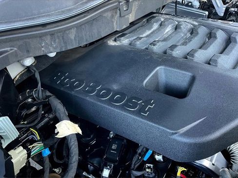 Used 2023 Ford F150 XLT image 32