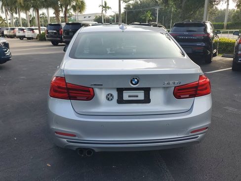 Used 2016 BMW 328i xDrive Sedan AWD/4WD image 4
