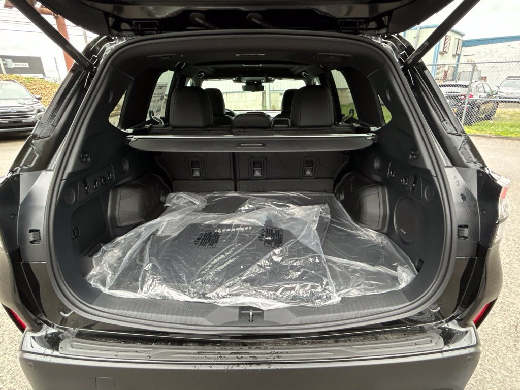 New 2026 Subaru Forester Touring AWD/4WD image 43