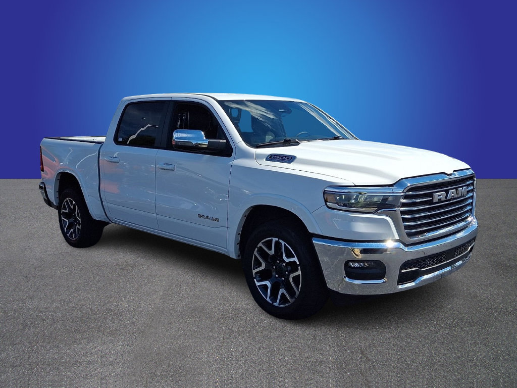 Used 2026 RAM 1500 Laramie AWD/4WD image 3