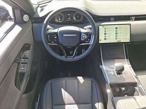 New 2026 Land Rover Range Rover Evoque Hoxton AWD/4WD image 7