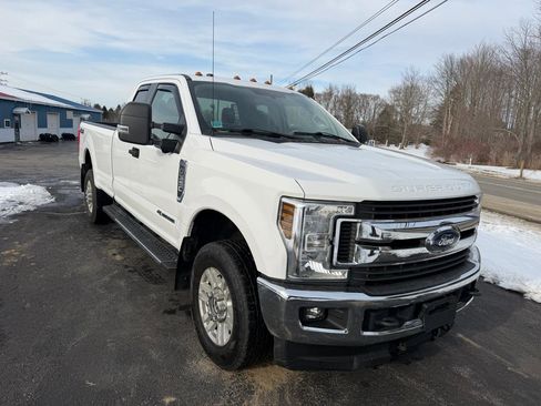 Used 2019 Ford F350 XLT w/ XLT Value Package image 3