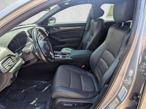 Used 2019 Honda Accord Sport image 11